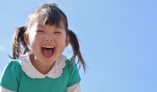 自己肯定感とは？子どもとの接し方や低い原因と高い人の特徴・セルフチェック方法
